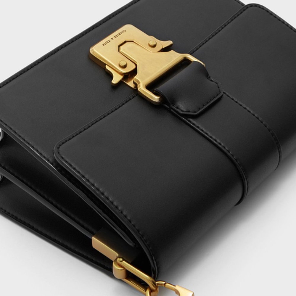 Metal Buckle Shoulder Crossbody Bag